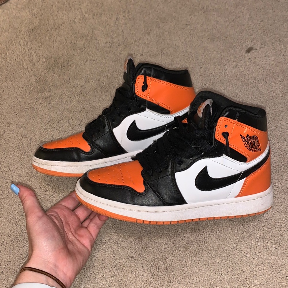 Air Jordan 1 Retro High OG Shattered Backboard